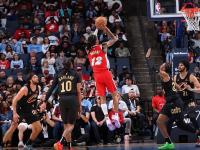 关于波尔津吉斯三巨头联手，莫兰特得分突破，引发争议冲击季后赛！的信息